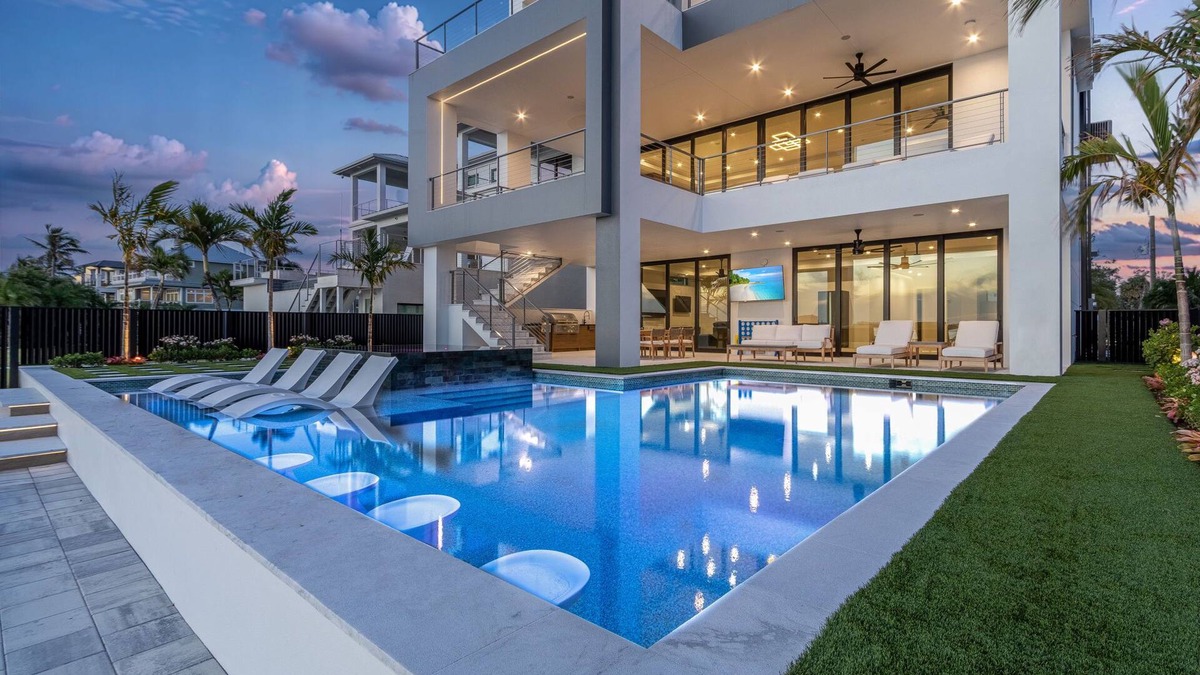 Fort Myers Beach House | 793 Shoreline Stunner: Luxury Pool, Views, EV Charger