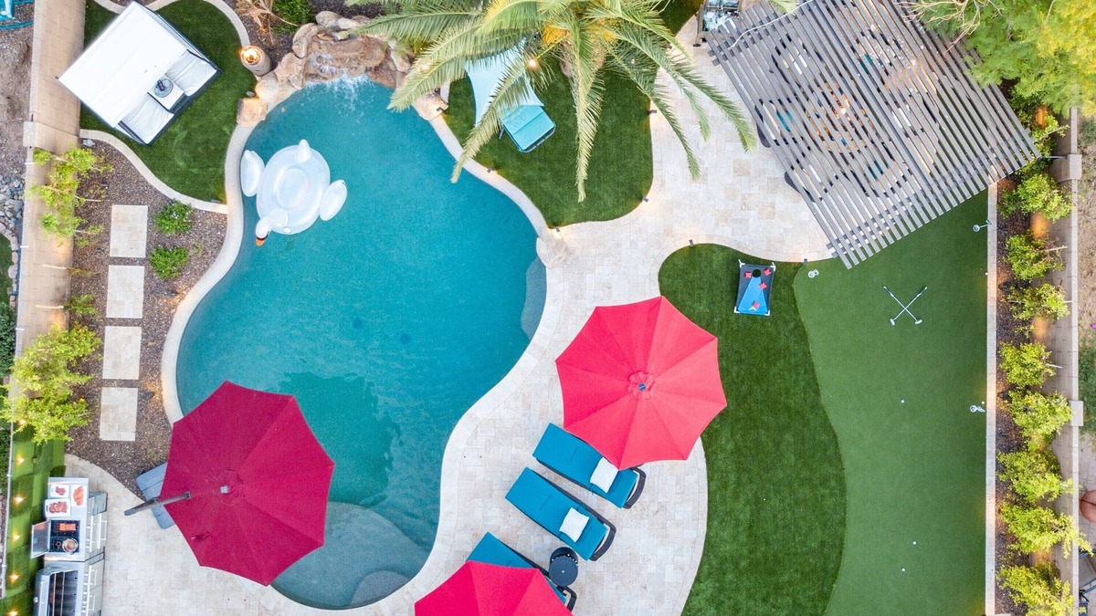 New River Ranch House | 7BR/4BATH Paradise w/HEATED Pool, Billiards, Arcade Room, Hot Tub & Mini Golf