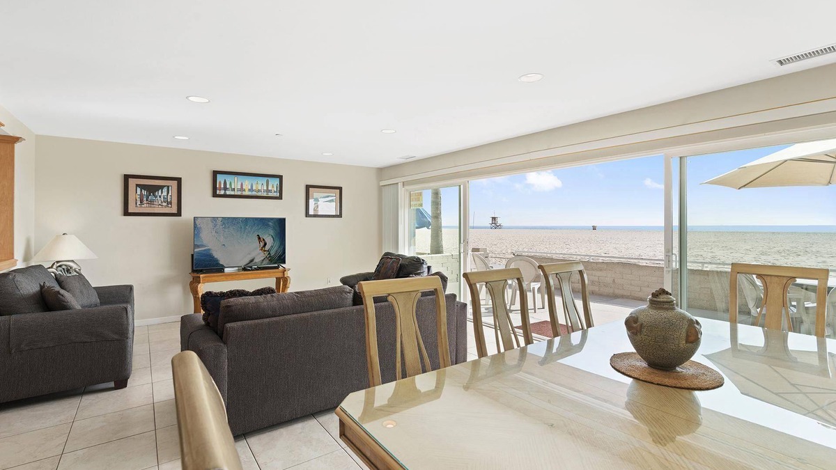 Balboa Peninsula Condo | 7BR Oceanfront Retreat | Coveted Pier-to-Pier Location | Walk to it All