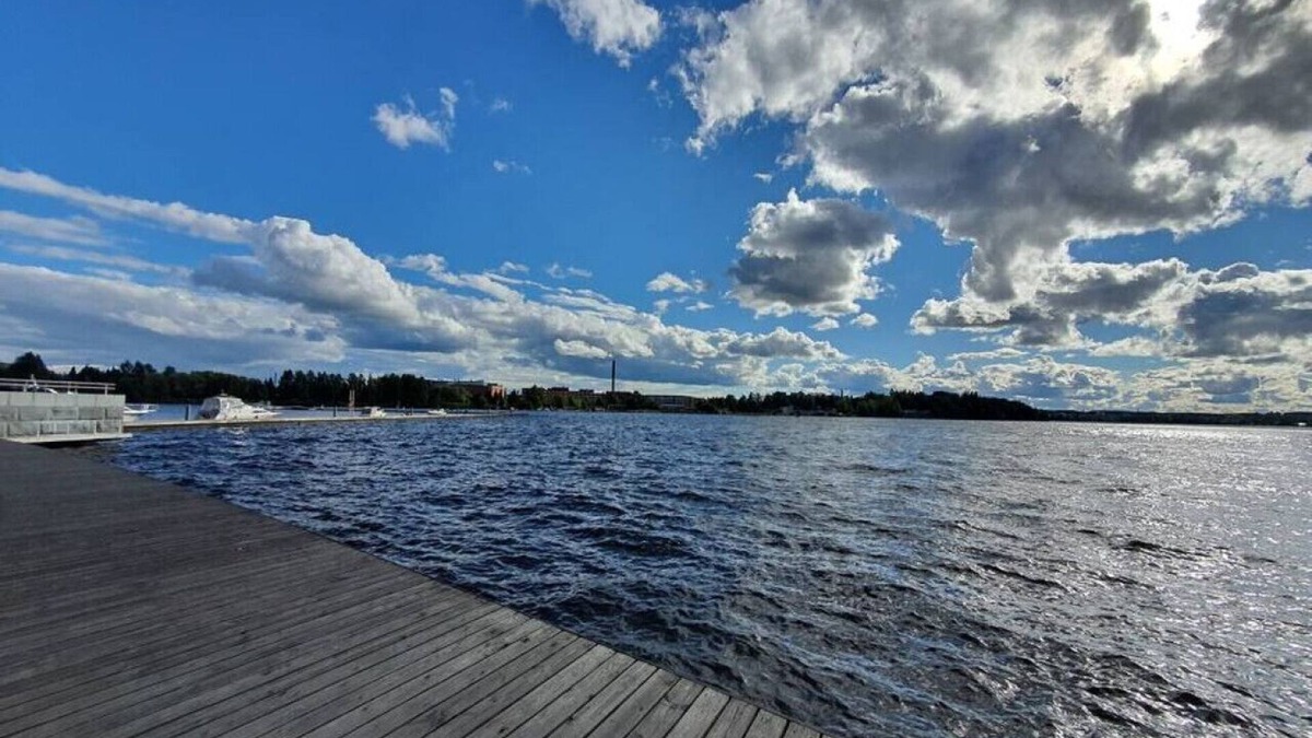 Tampere Apartment | 7th Floor Studio Apt with Lake View and Glazed Balcony