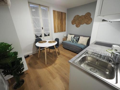 Gien Apartment | 8 appartements - studio - F2 - WIFI gratuit