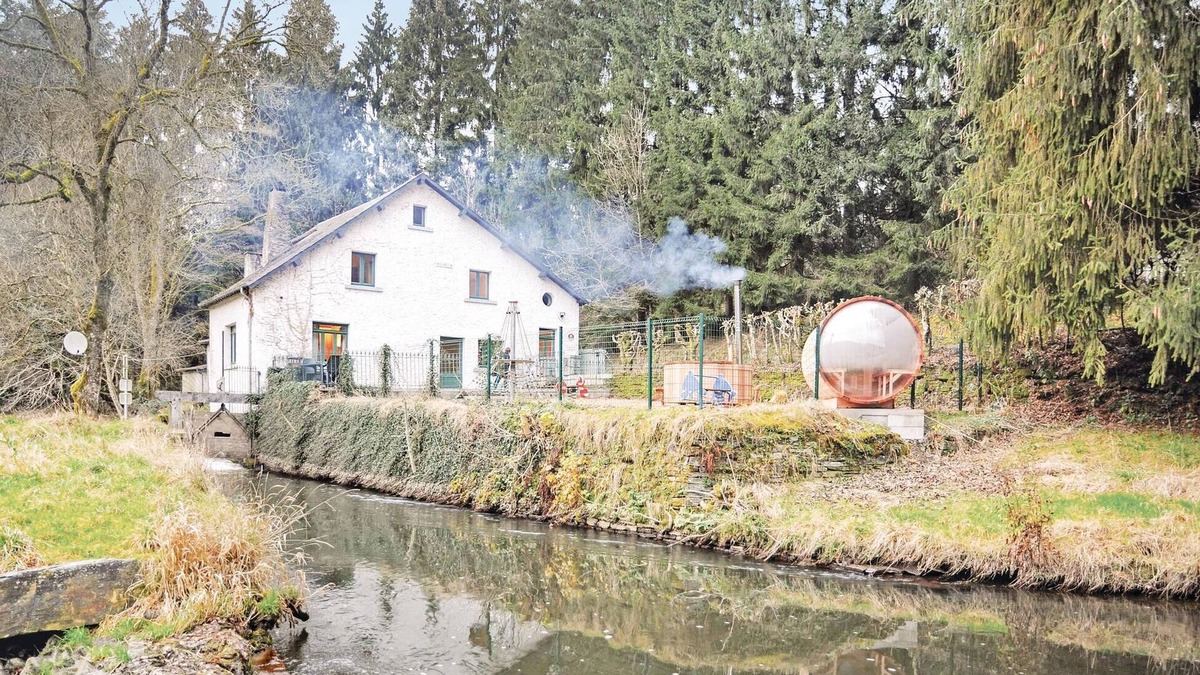 Herbeumont House | 8 bedroom accommodation in Herbeumont