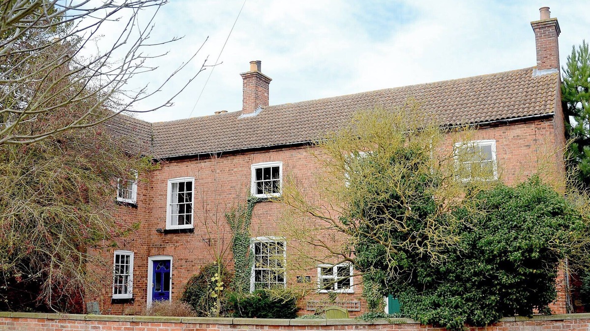 Horbling Cottage | 8 bedroom accommodation in Horbling, near Sleaford