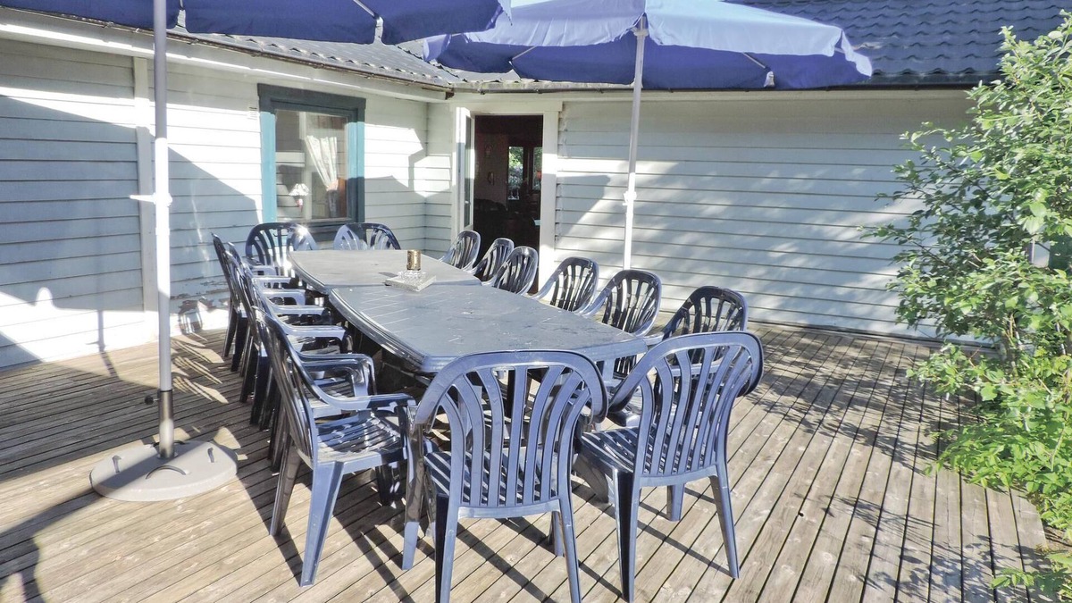 Plingshult House | 8 bedroom accommodation in Laholm