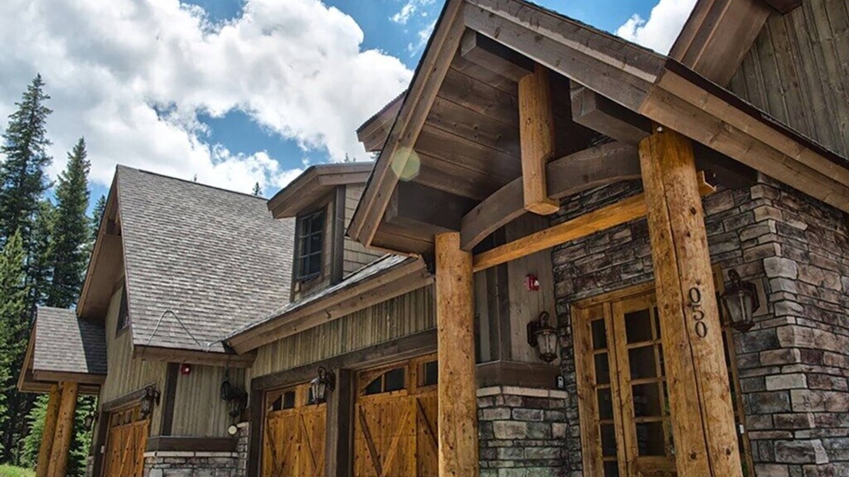 Blue River House | 8 Bedroom Luxury Home! 2 Private Hot Tubs!