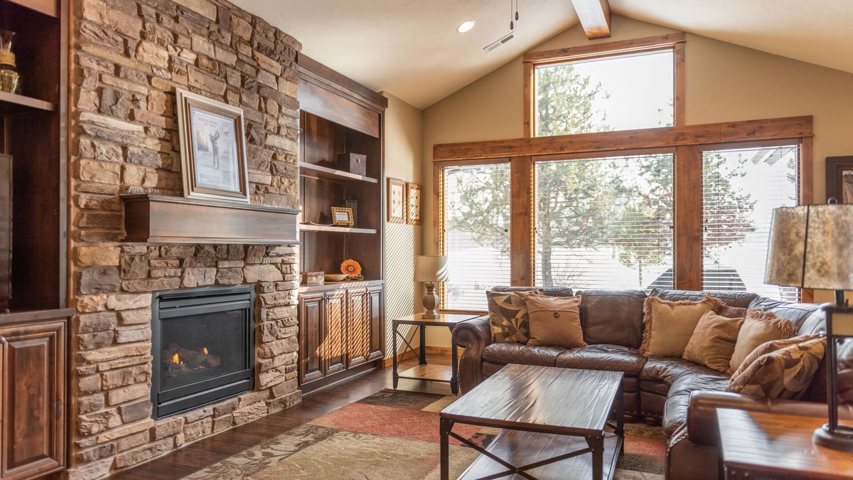 Sunriver Cabin | 8 Caldera Cabin | 3 BR/4 BA, Sleeps 8