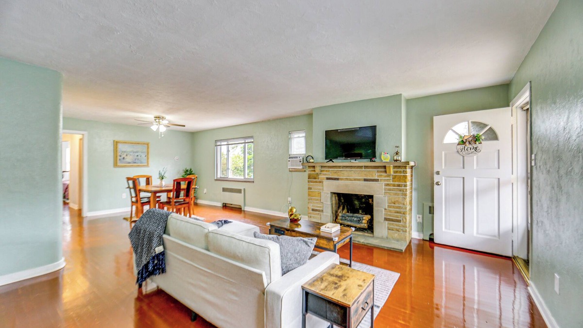 Forest Hills Apartment | 8 Mi to Dtwn: Retreat w/Balcony in Pittsburgh!