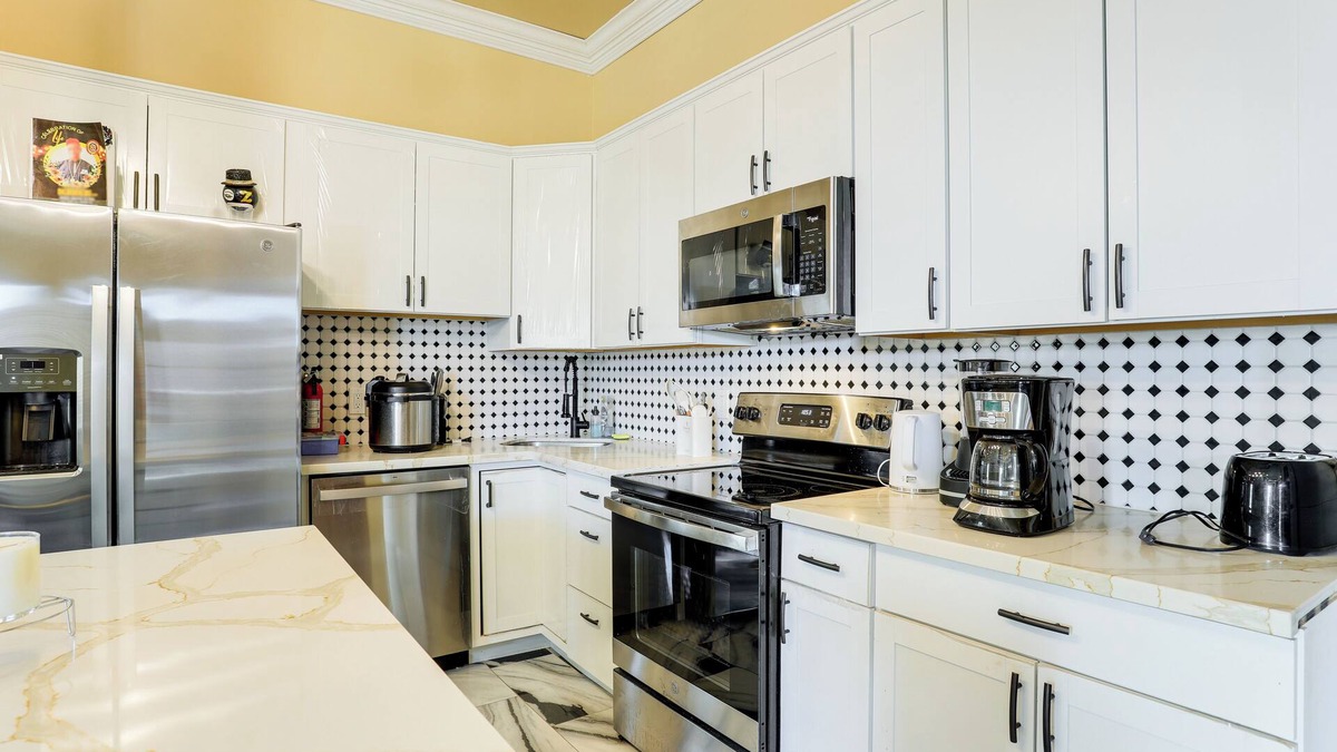 West Lake Forest House | 8 Mi to French Quarter: Home w/Patio & Yard