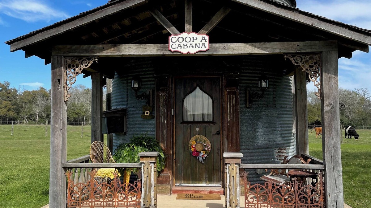 La Grange Cottage | 8 Minutes from Round Top! Your Silo-Bration DestinationnCOOP-A-Cabana Silo #3
