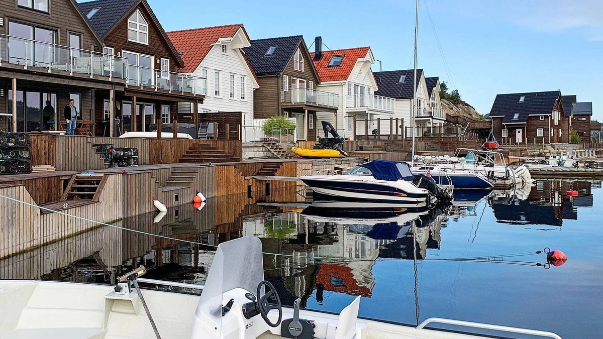 Bomlo House | 8 person holiday home in Urangsvåg