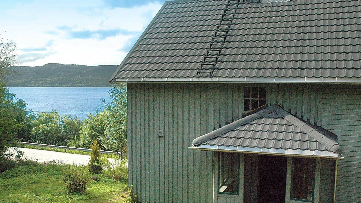 Andalsnes House | 8 person holiday home in Åfarnes-By Traum