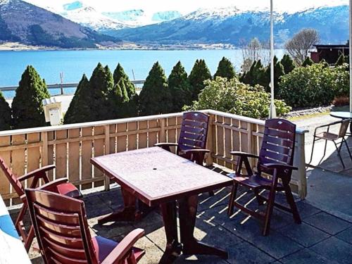 Gjemnes Municipality House | 8 person holiday home in EIDSVÅG
