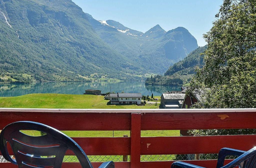 Olden House | 8 person holiday home in olden