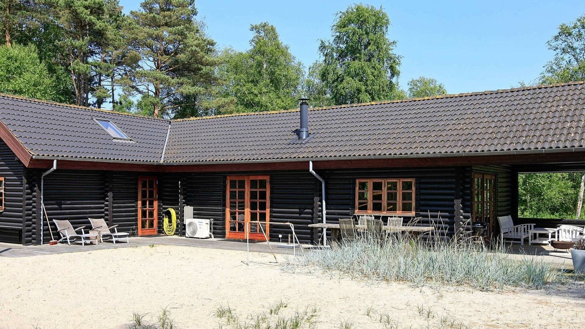 Nordost House | 8 person holiday home in Sæby-By Traum