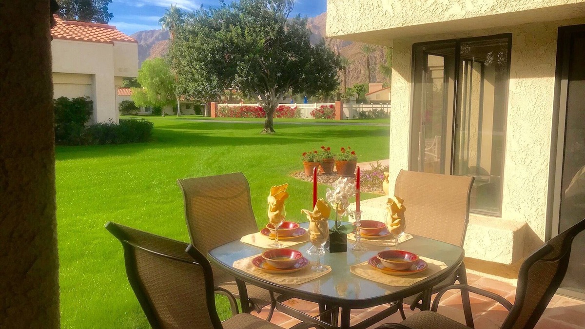 La Quinta Condo | 8 Steps to Resort! 92 All 5* Reviews/Remodel 2 Masters/2 Patios/31 Day Min.