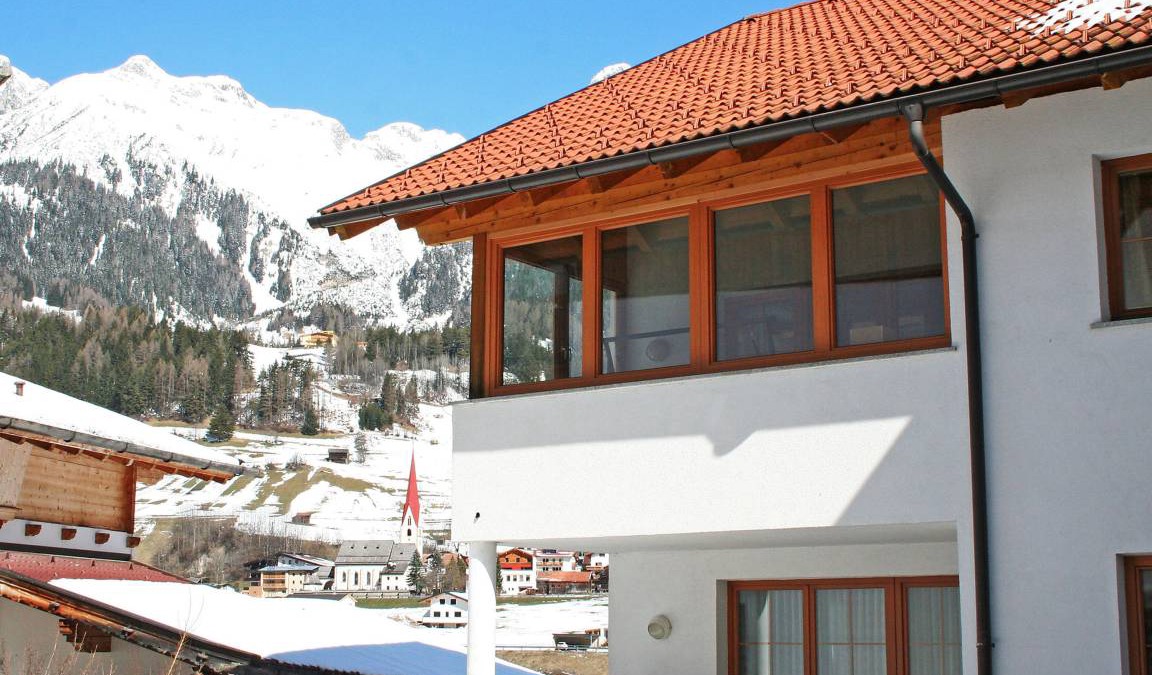 Pettneu am Arlberg Apartment | 80 m² Apartment ∙ 2 bedrooms ∙ 5 guests