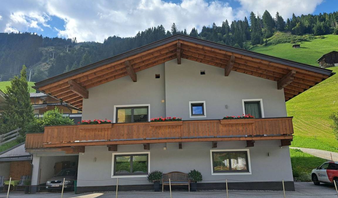 Lanersbach Apartment | 80 m² Apartment ∙ 2 bedrooms ∙ 8 guests