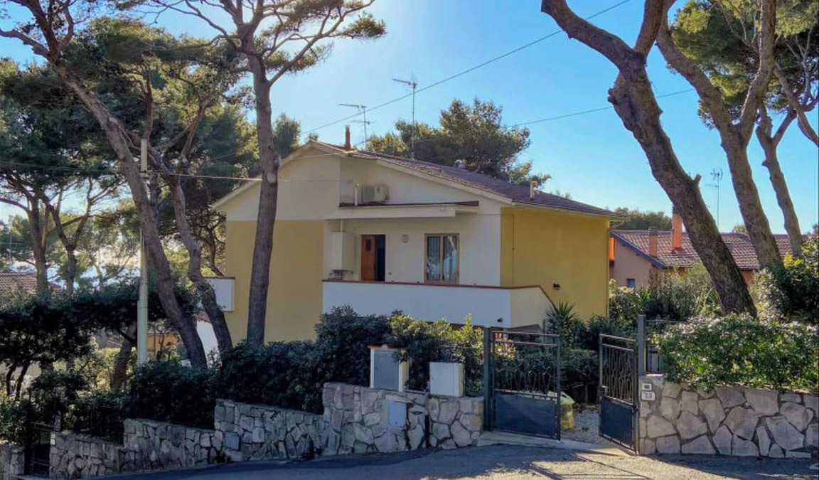 Castiglioncello Apartment | 80 m² Apartment ∙ 2 bedrooms ∙ 5 guests