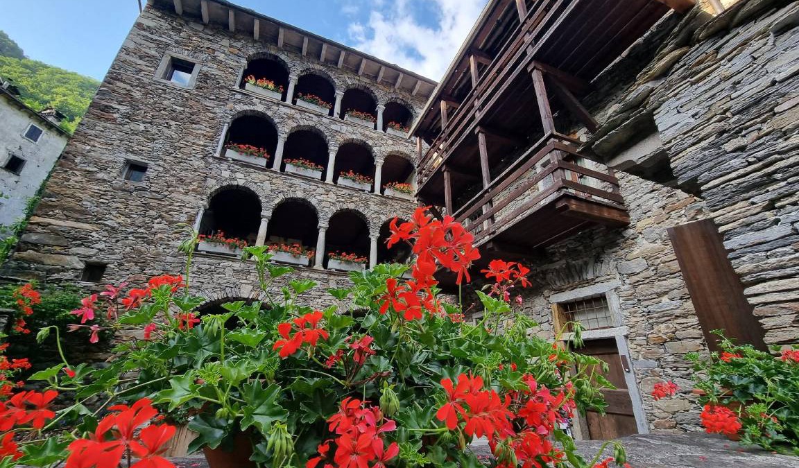 Borgomezzavalle Apartment | 80 m² Apartment ∙ 5 bedrooms ∙ 10 guests