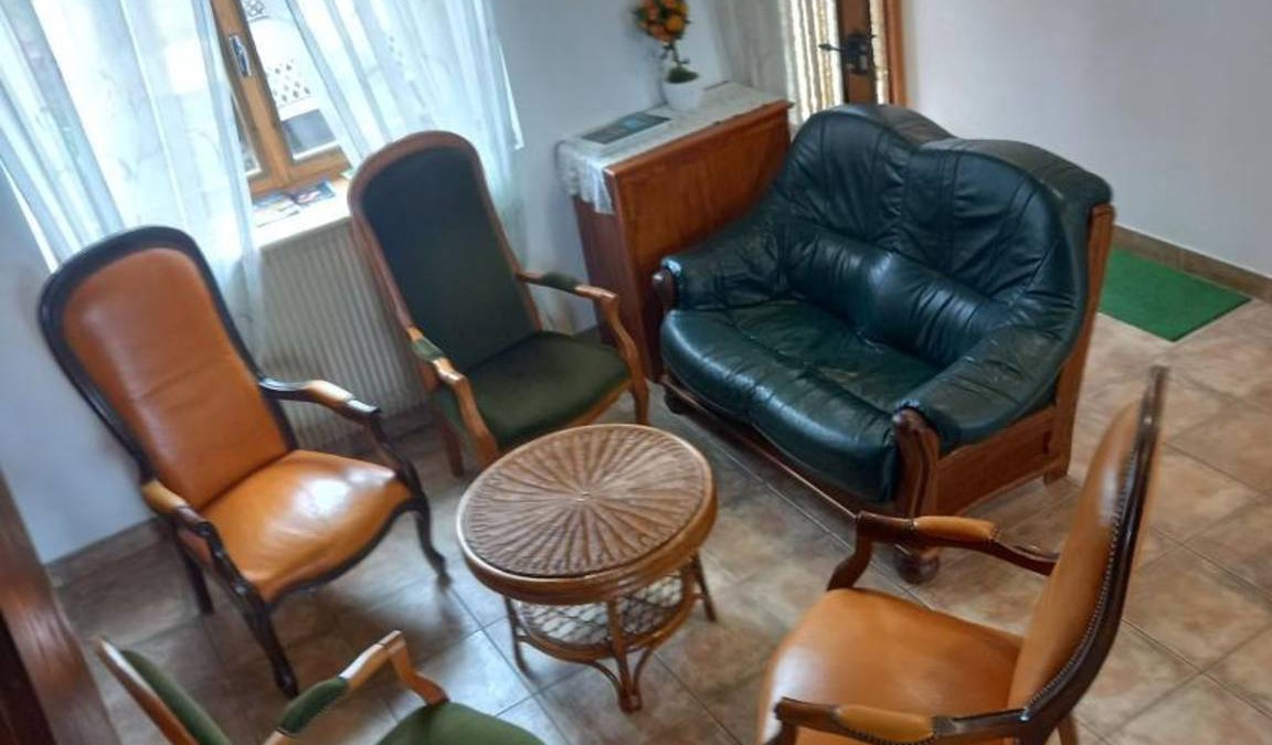 Bussieres Cottage | 80 m² Cabin ∙ 2 bedrooms ∙ 4 guests
