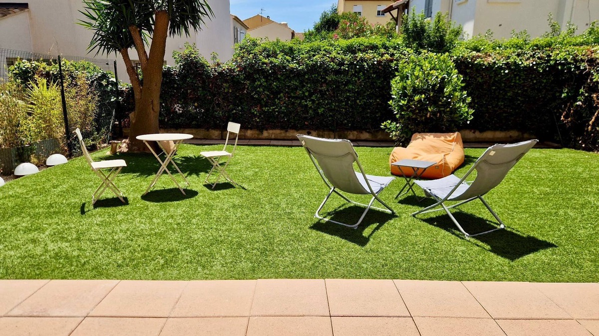 La Valette-du-Var Apartment | 80 m2 garden apartment in quiet residence close to the coast.
