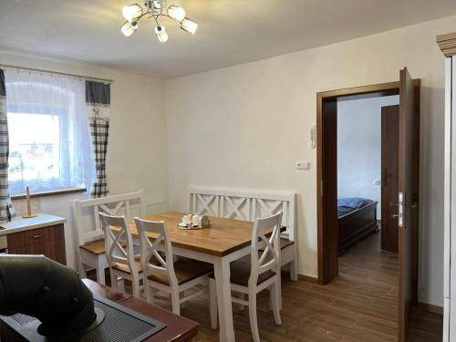 Dubne House | 80 m² House ∙ 2 bedrooms ∙ 6 guests