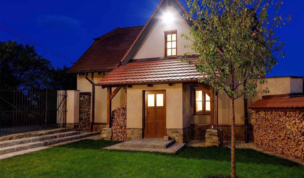 Varvazov House | 80 m² House ∙ 2 bedrooms ∙ 5 guests