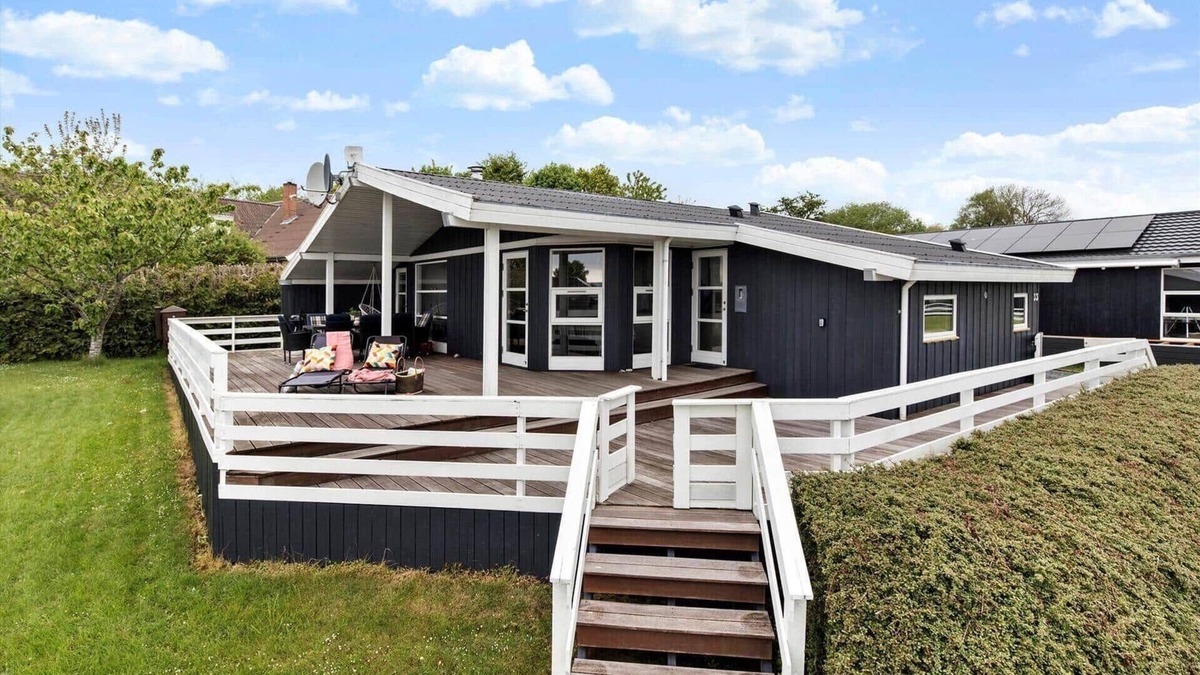 Ronde House | 8124 Rønde - Rytterparken 33