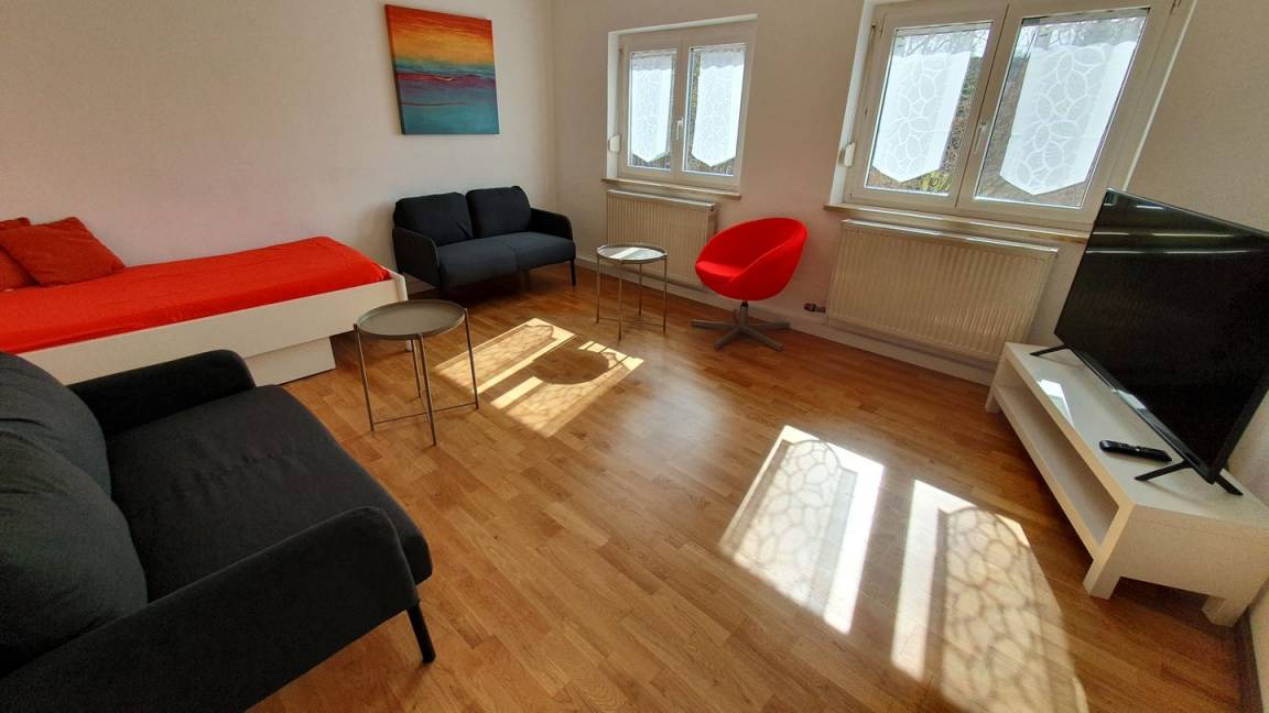 Furstenfeldbruck District Apartment | 82 m² Apartment ∙ 3 bedrooms ∙ 6 guests