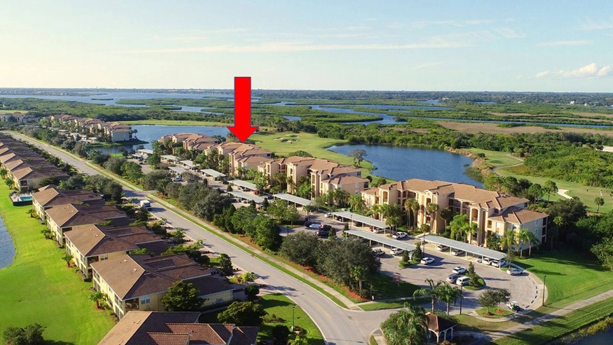 Braden River Condo | 8205-306 Beautiful view residence with a golf membership