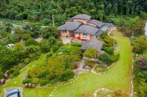 Wonyul-ri House | 83 m² House ∙ 2 bedrooms ∙ 7 guests