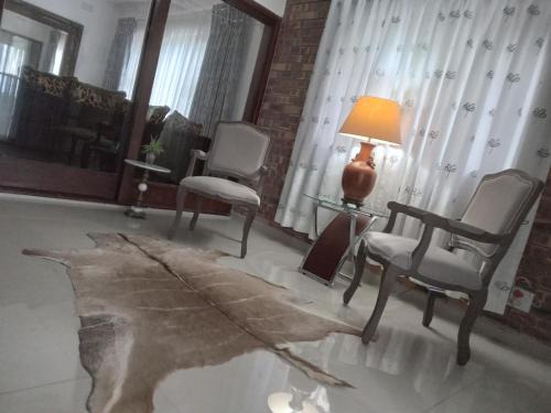 Pumula House | 83 Ocean View