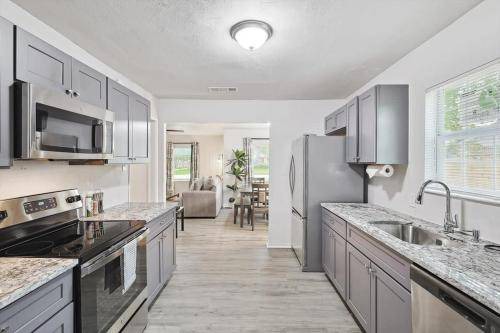 Azle House | 84 m² House ∙ 3 bedrooms ∙ 8 guests