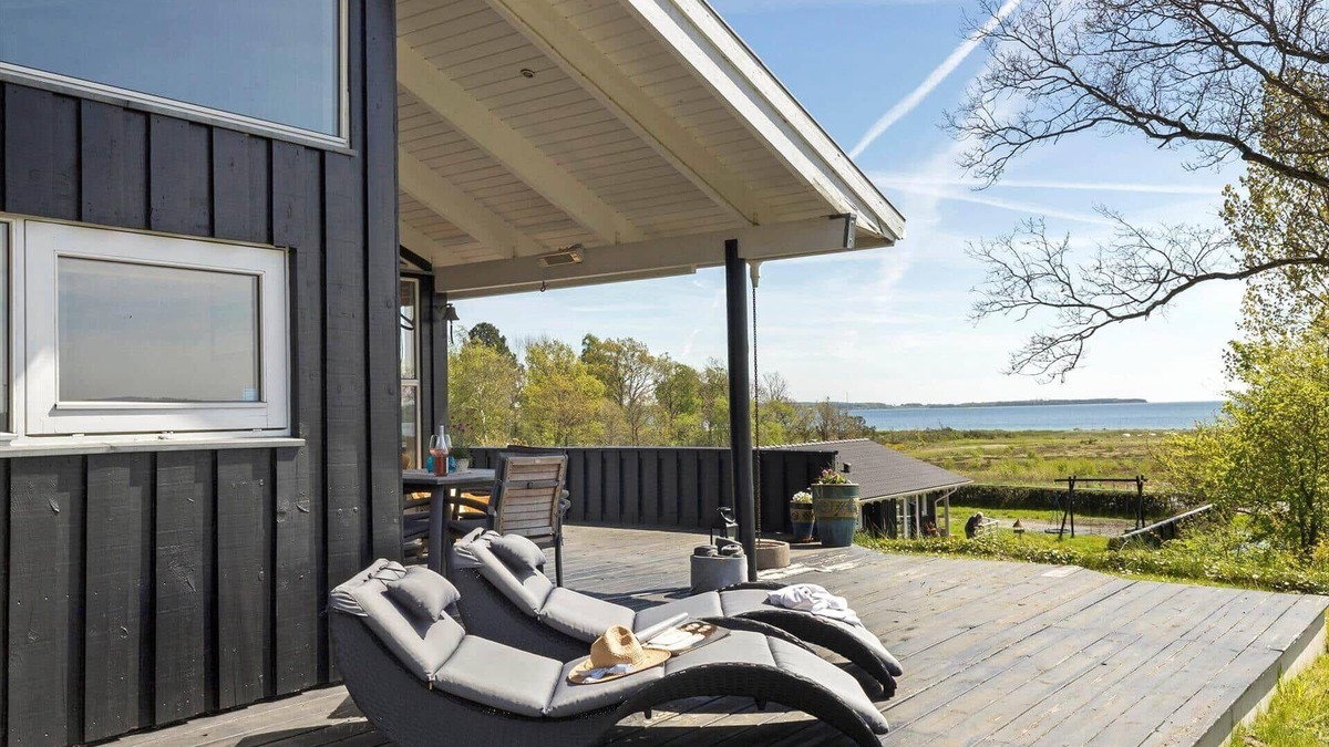 Lyngsbæk Strand House | 84151 Ebeltoft - Klitvej 15