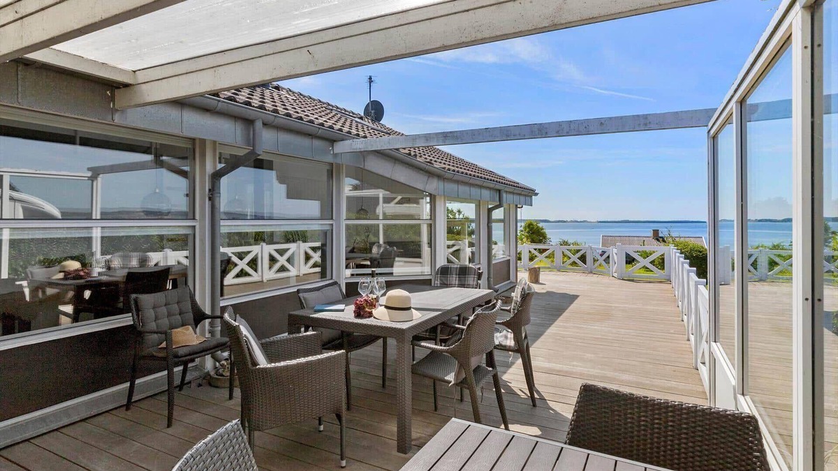 Egsmark Strand House | 84212 Ebeltoft - Makrelvej 22