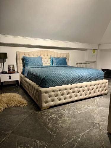 Roman Apartment | 85 m² Apartment ∙ 1 bedroom ∙ 2 guests