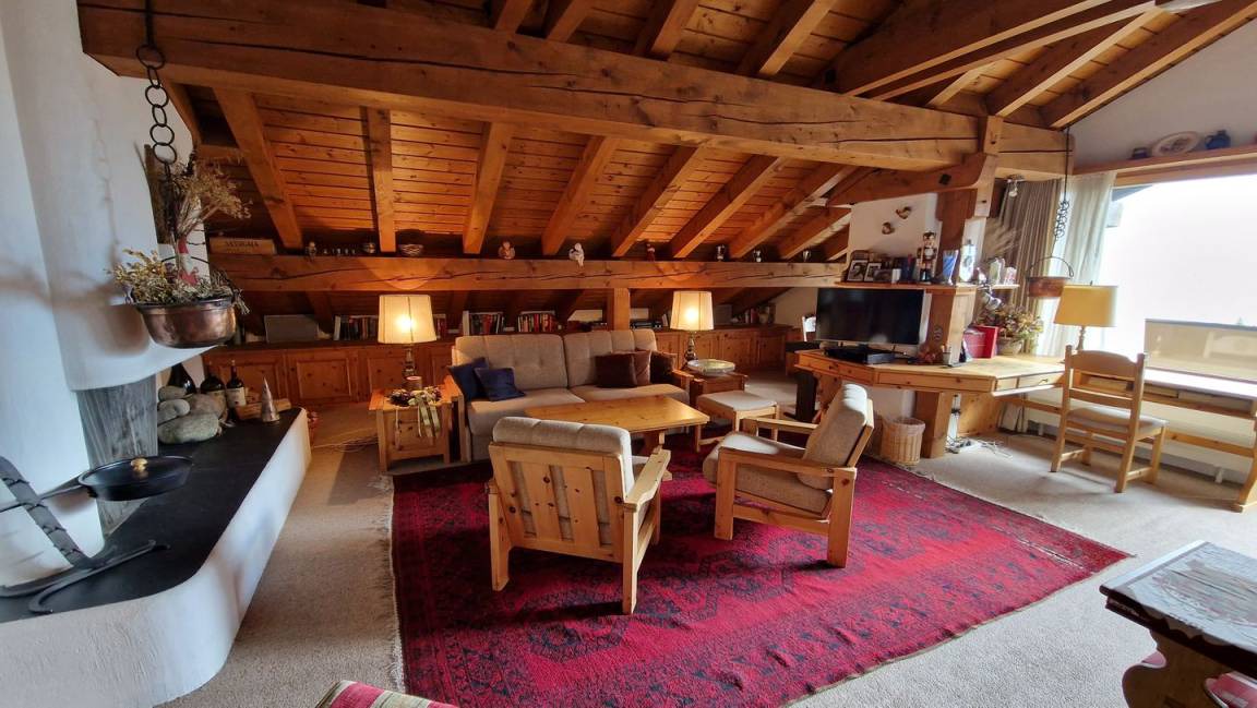 Silvaplana Apartment | 85 m² Apartment ∙ 2 bedrooms ∙ 4 guests