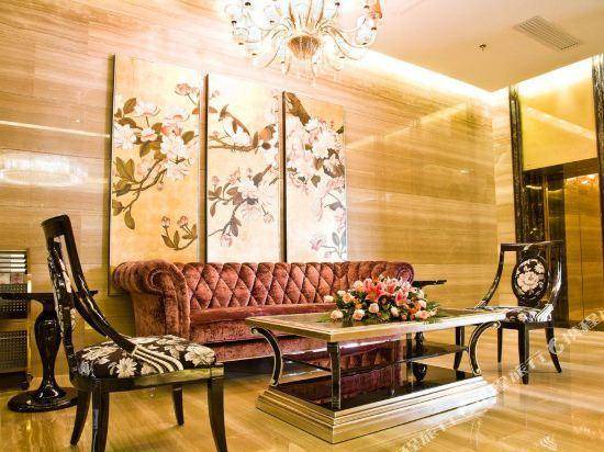 Central Business District Hotel | 85 m² Hotel ∙ 2 bedrooms ∙ 4 guests