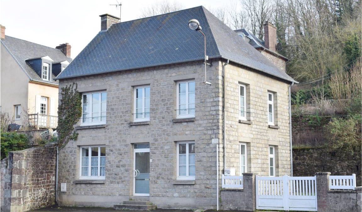 Gavray House | 85 m² House ∙ 3 bedrooms ∙ 5 guests