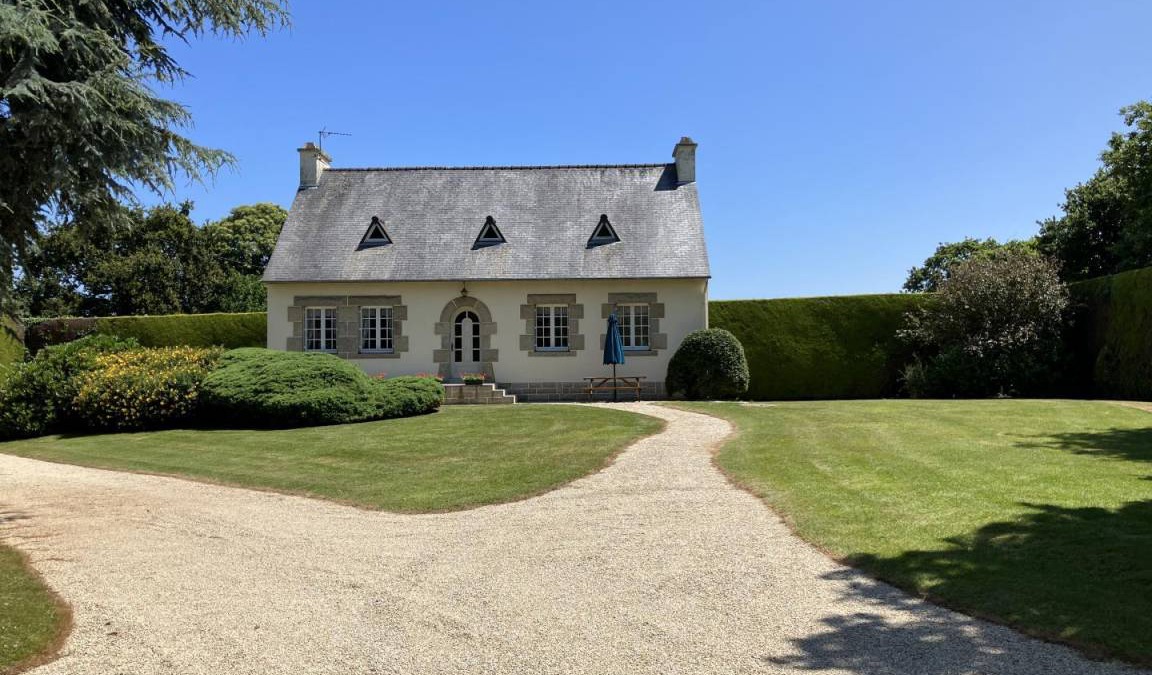 Ploezal House | 86 m² Gîte ∙ 2 bedrooms ∙ 4 guests