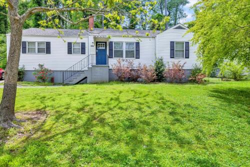 Crestline Heights House | 86th Cozy Coop