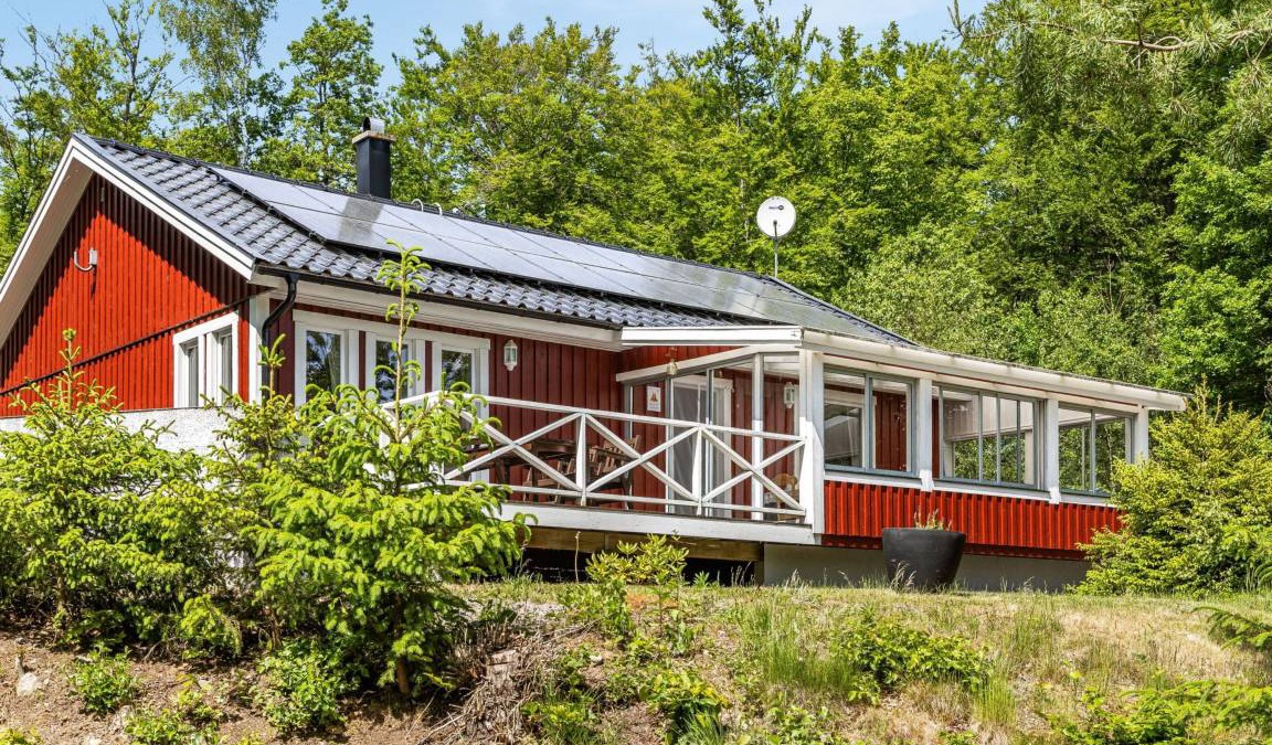 Olofstrom House | 88 m² House ∙ 1 bedroom ∙ 6 guests