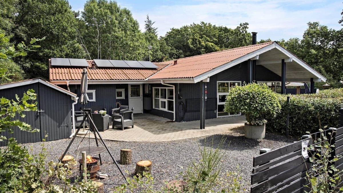 Fjellerup Strand House | 8864 Glesborg - Bøsholmstien 5