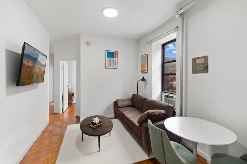 Upper East Side Apartment | 89-3FS Newly Furnished 2br 1bath UES