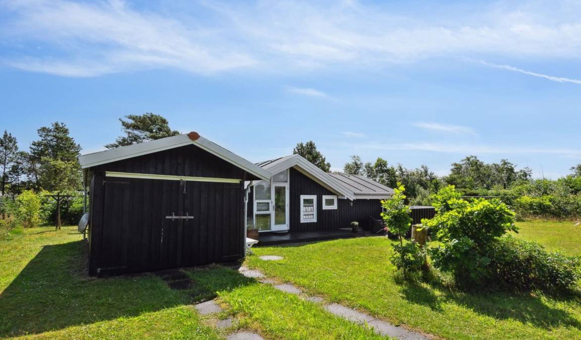 Strandby House | 89 m² House ∙ 1 bedroom ∙ 8 guests