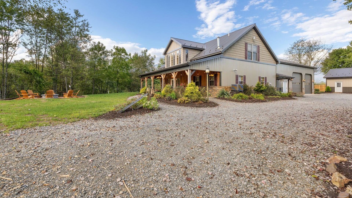 Walker Lake Cabin | 8bd w/ Hottub & Large Game Room | Walker Lake