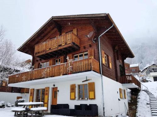 Fiesch House | 8p Chalet in the mountains near Fiesch ski area