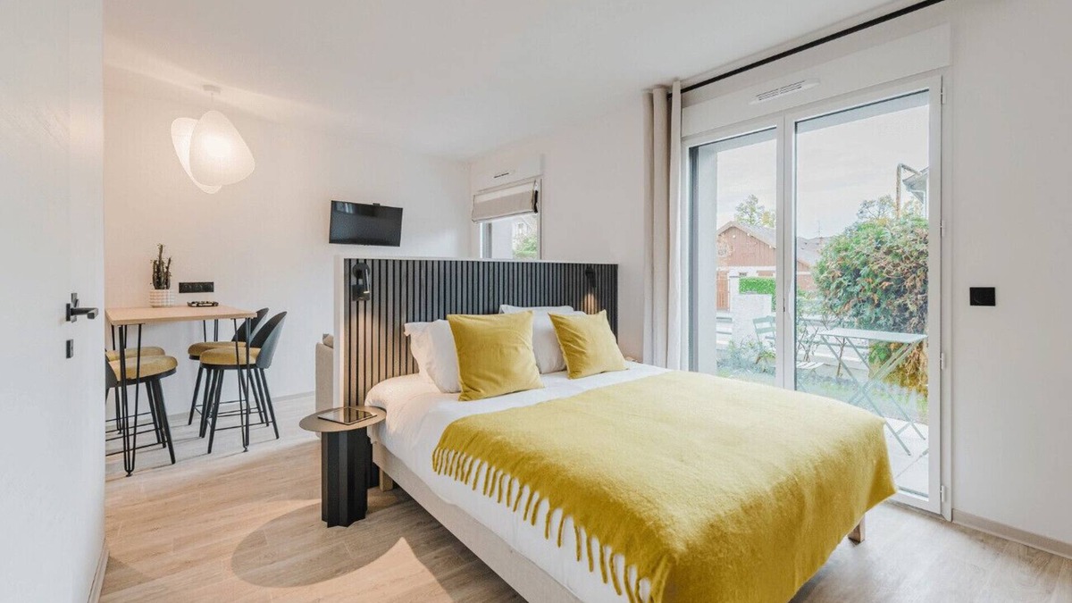 Annecy Apartment | 9 - Appart'Hôtel Neostelia-Annecy