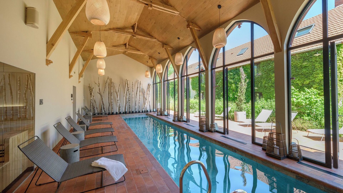 Saint-Laurent-Nouan House | 9 Bedroom Private vacation home in Saint-Laurent-Nouan