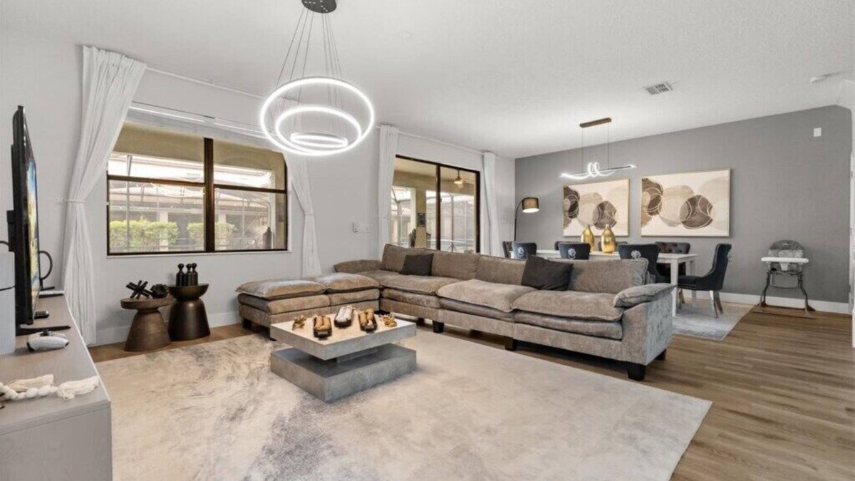 Davenport House | 9 Bedrooms/5 Bathrooms/Champions Gate (1435MV)